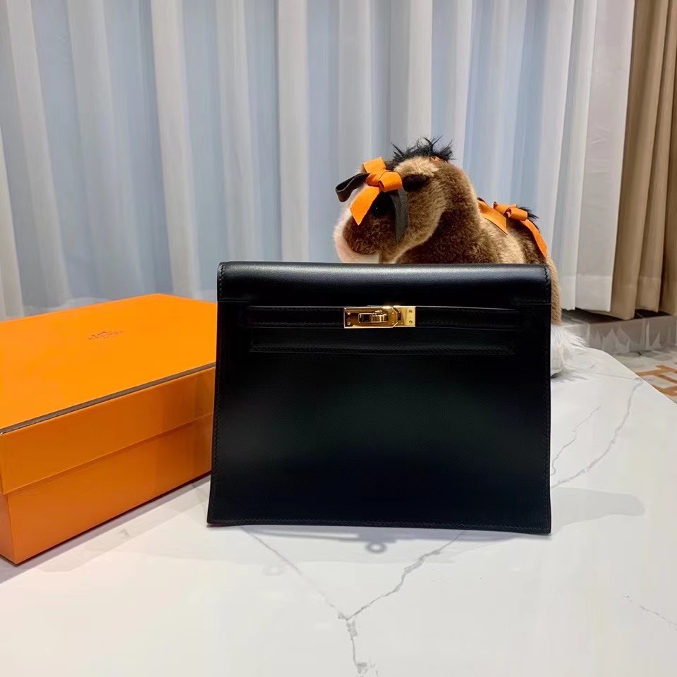 VIP一级品： kl danse 跳舞包 22cm 89 黑色/金扣 box皮  100%与正品完全零区别，代购级的新款。