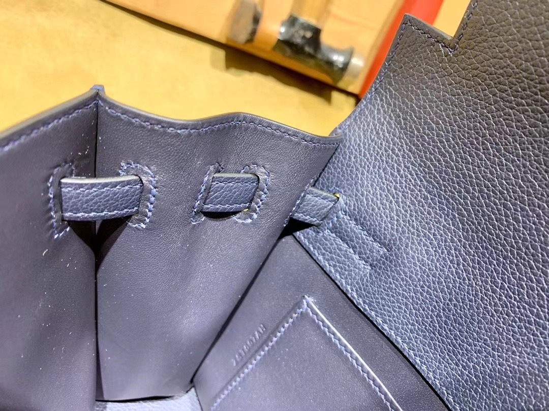 VIP一级品： kl danse 跳舞包 22cm 2Z Bleu nuit 午夜蓝/金扣 eve皮  100%与正品完全零区别，代购级的新款。
