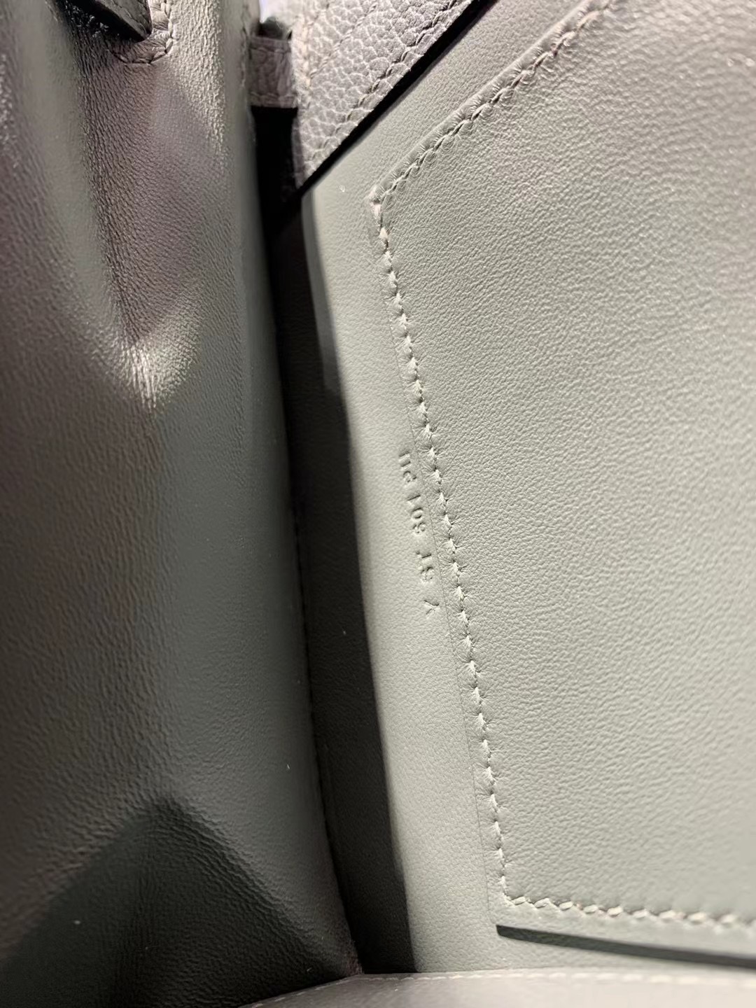 VIP一级品： kl danse 跳舞包 22cm  63杏仁绿 eve皮 银扣  100%与正品完全零区别，代购级的新款。