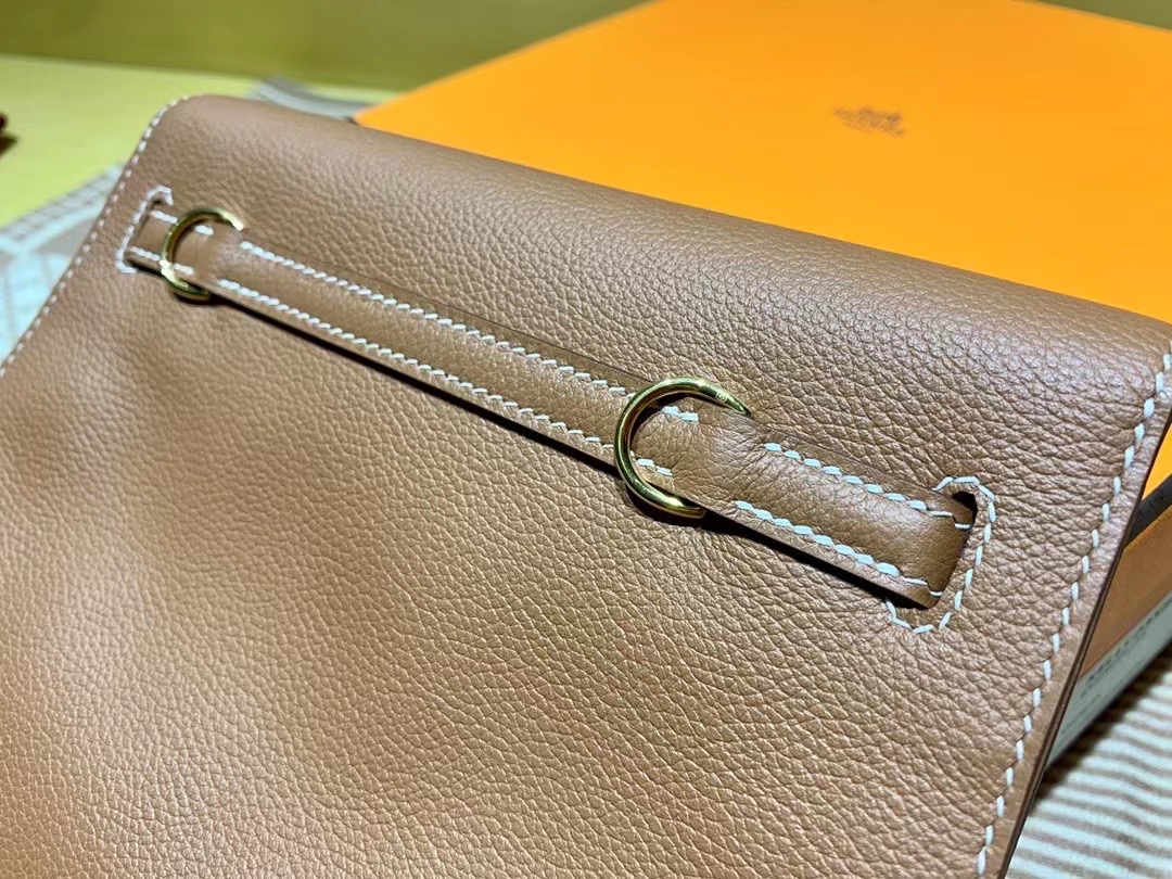 VIP一级品： kl danse 跳舞包 22cm  37gold金棕 eve皮 金扣 100%与正品完全零区别，代购级的新款。