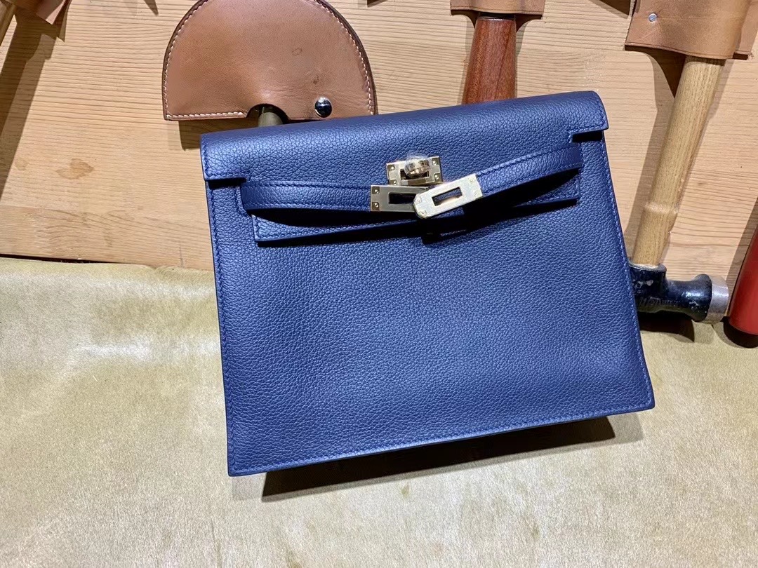 VIP一级品： kl danse 跳舞包 22cm 2Z Bleu nuit 午夜蓝/金扣 eve皮  100%与正品完全零区别，代购级的新款。