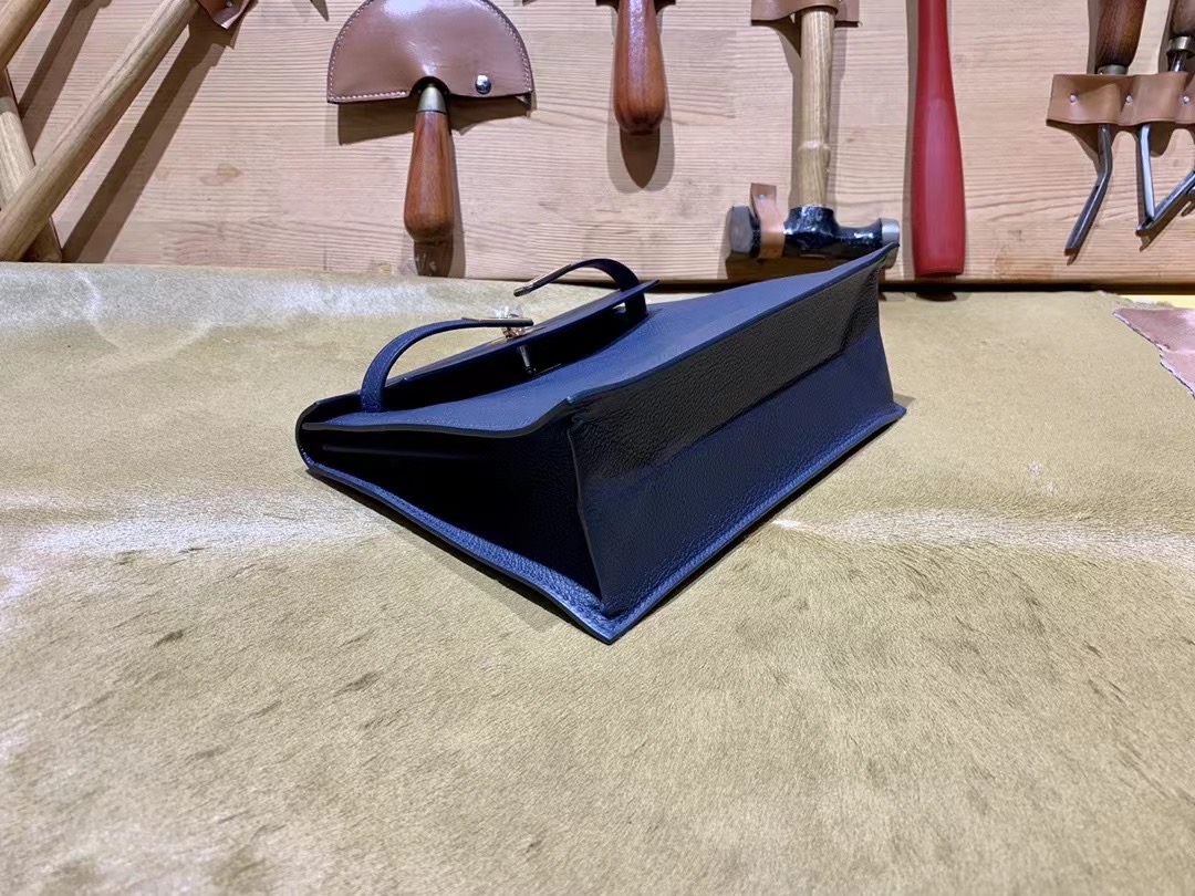 VIP一级品： kl danse 跳舞包 22cm 2Z Bleu nuit 午夜蓝/金扣 eve皮  100%与正品完全零区别，代购级的新款。
