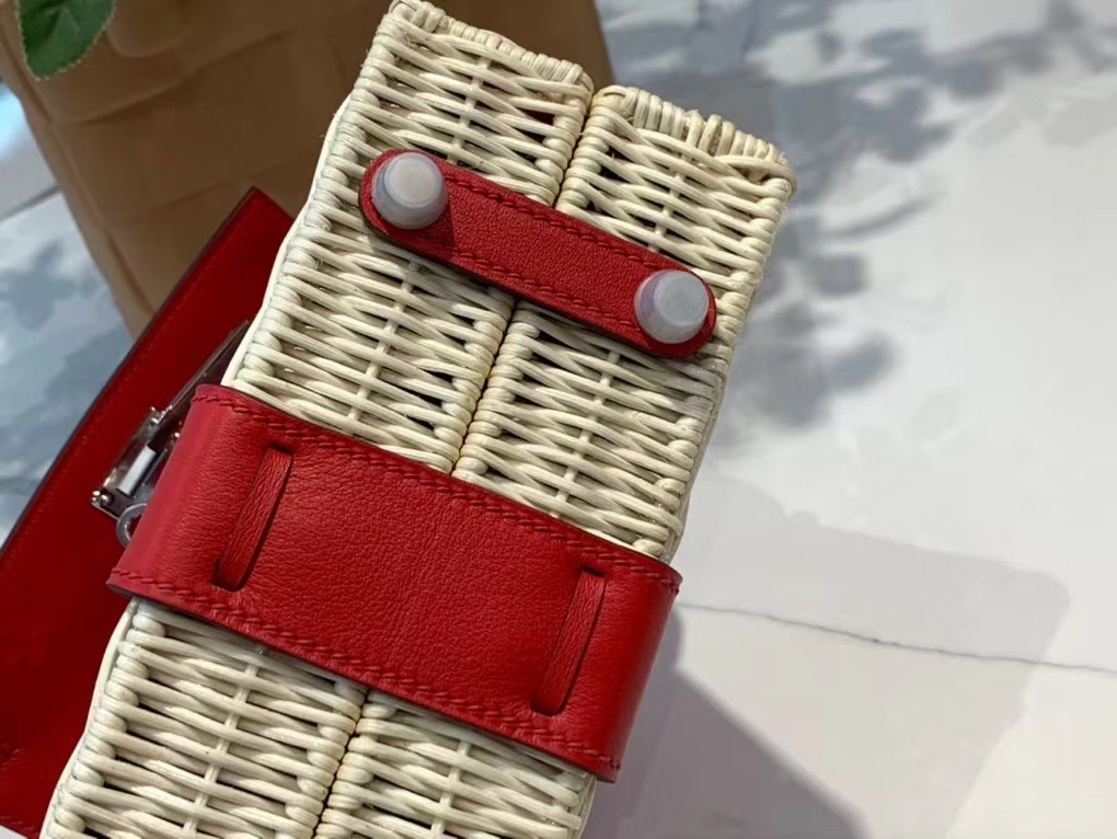 VIP一级品  hm minikl picnic野餐包   ❤️S3 Rose de coeur 心红色（swift皮）  mini2代的经典著作