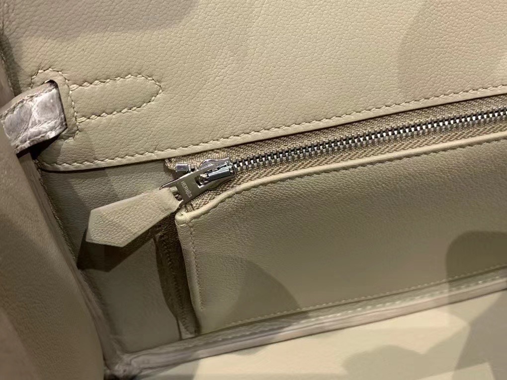 VIP一级品 BK 25cm 01喜马拉雅白  himalaya 雾面尼罗鳄鱼 两点 银扣  还自带气孔 可遇不可求 [得意]