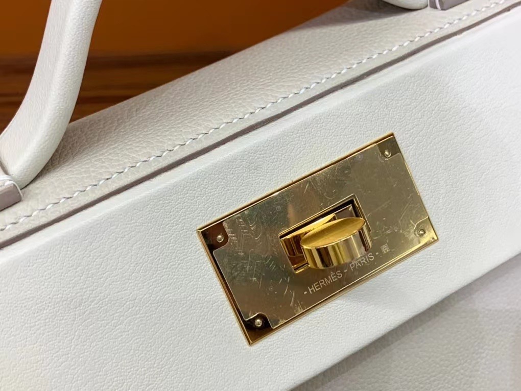 VIP一级品 kl mini24-24 evercolor拼swift 10 Carrie 奶昔白/金扣 ❤️秒种草-HaiLaBags VIP一级品 kl mini24-24 evercolor拼swift 10 Carrie 奶昔白/金扣 ❤️秒种草