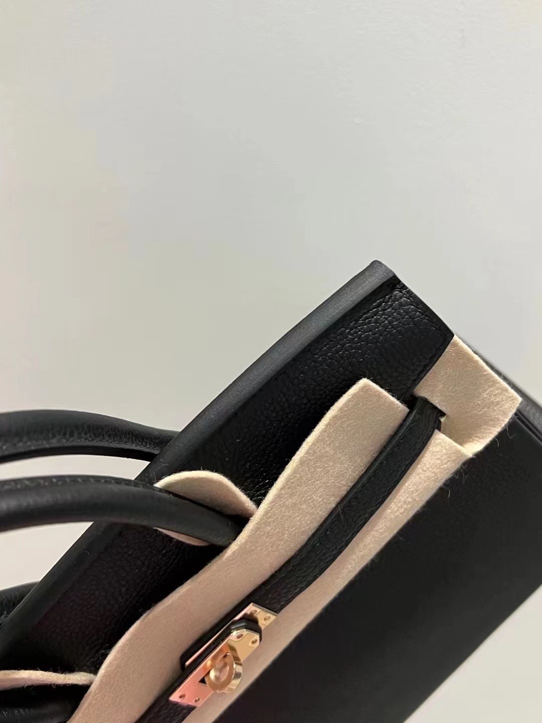 HM BK 25cm Togo 89 Noir GHW