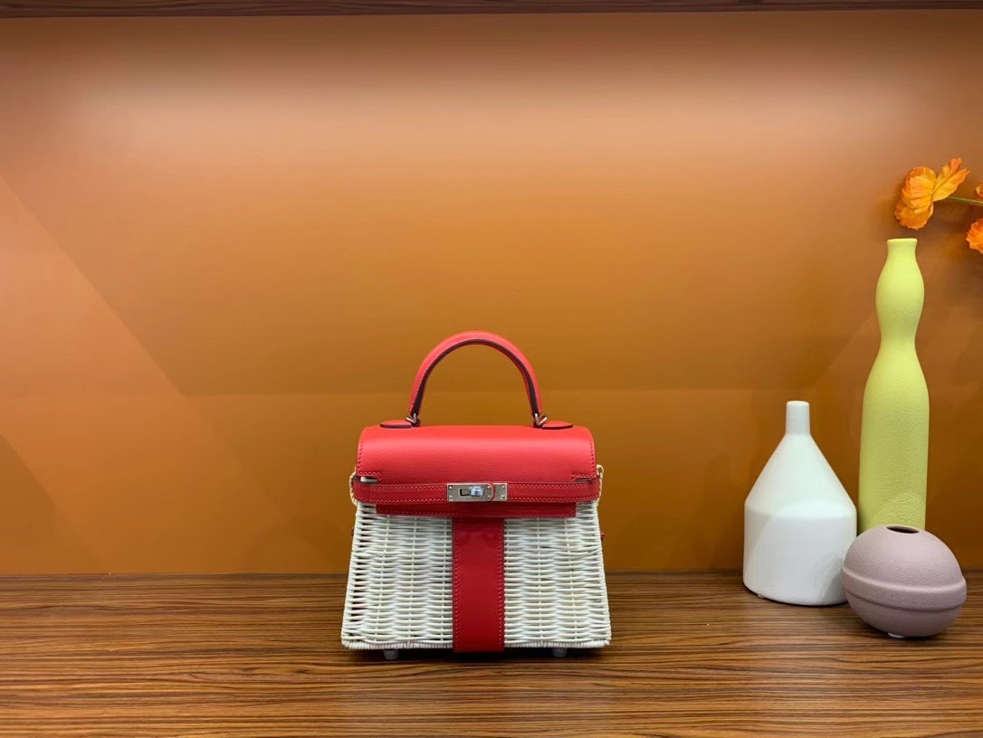 VIP一级品  hm minikl picnic野餐包   ❤️S3 Rose de coeur 心红色（swift皮）  mini2代的经典著作