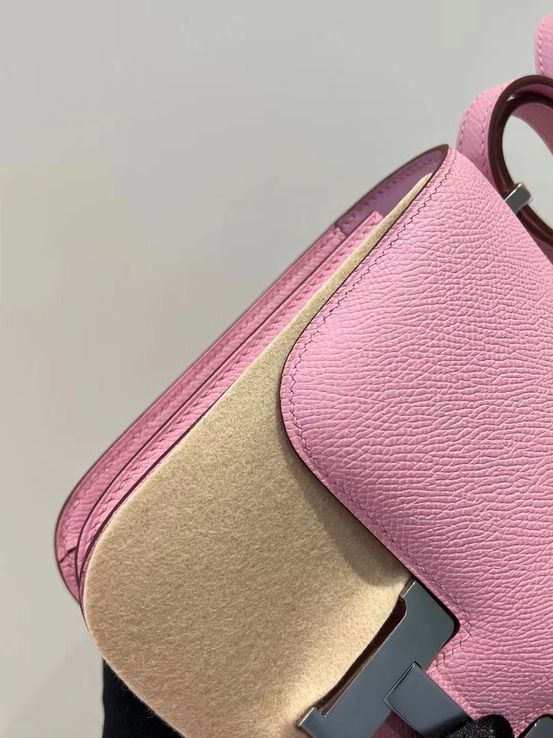 Vancouver Canada Hermès Constance 18 PHW Epsom X9 mauve sylvestr