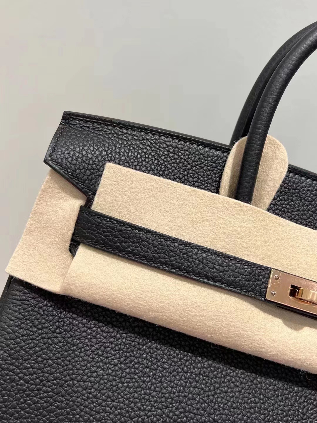 HM BK 25cm Togo 89 Noir GHW