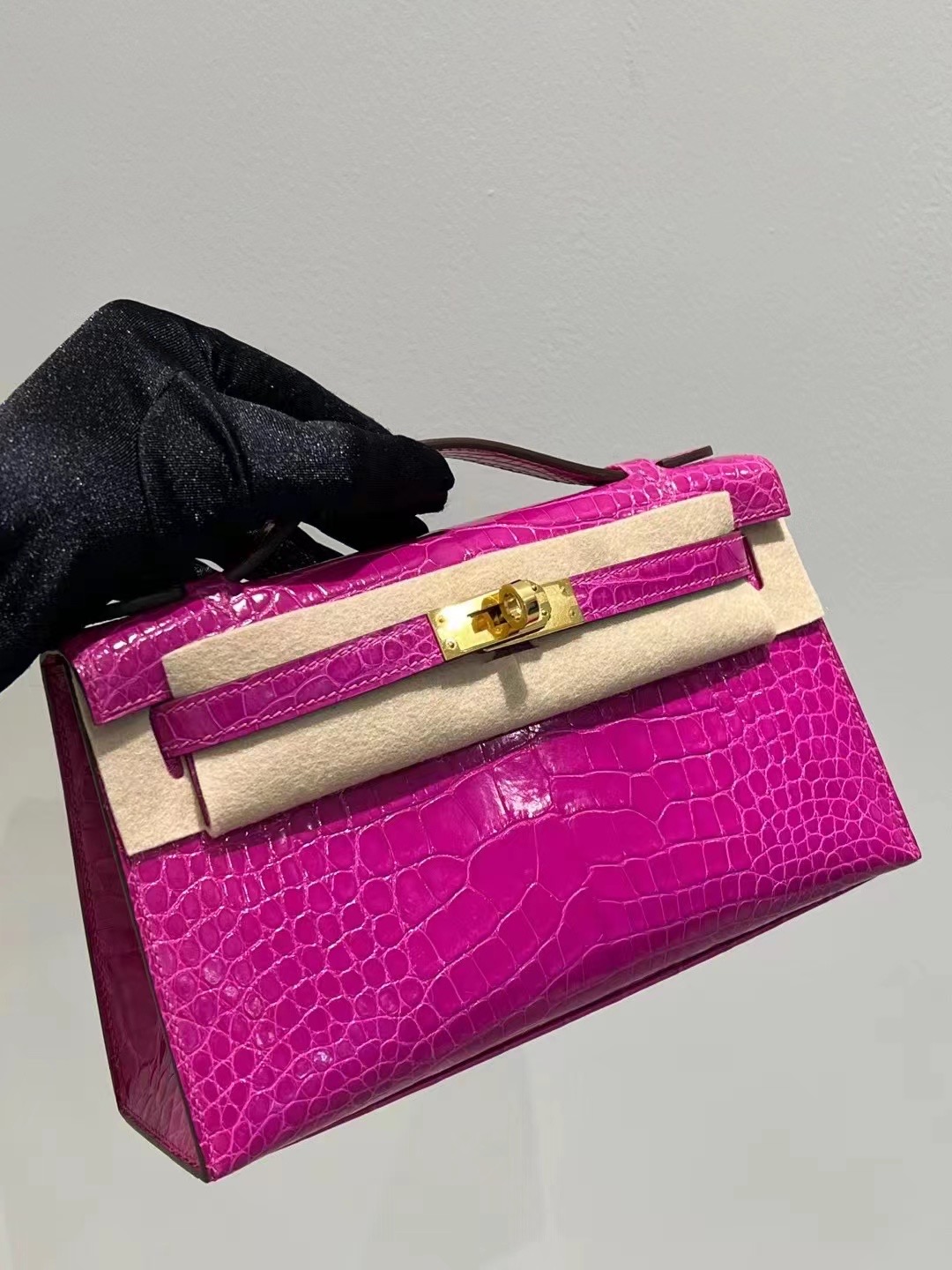 HM MiniKL Pochette 22cm J5 Rose Sheheraradez 亮面美洲鳄鱼
