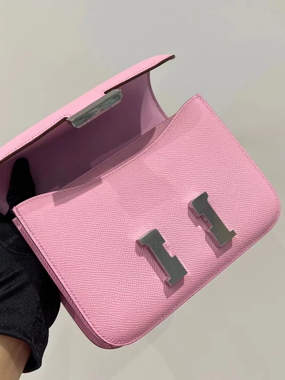 Vancouver Canada Hermès Constance 18 PHW Epsom X9 mauve sylvestr