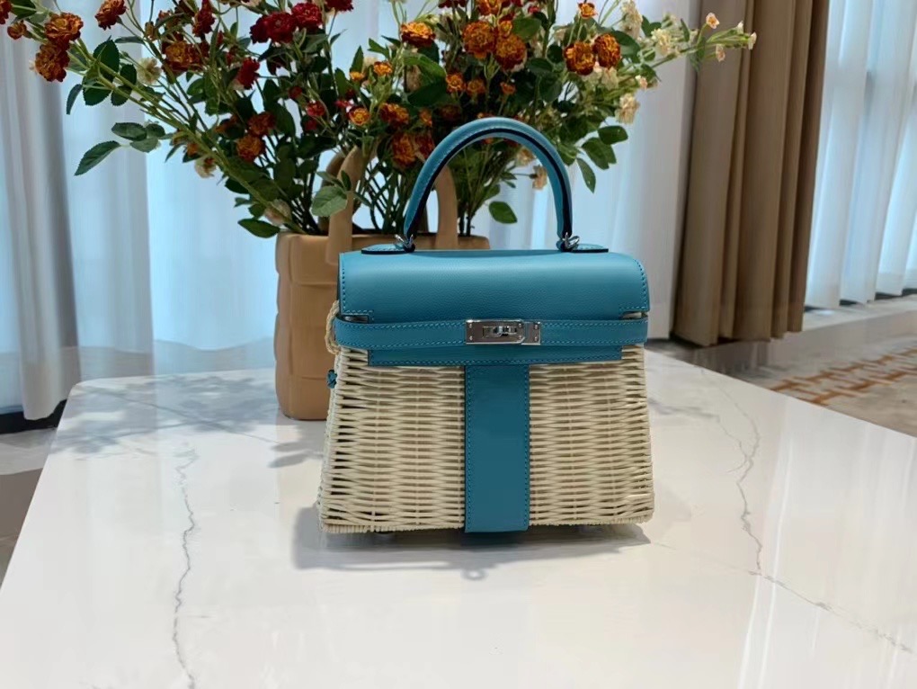 VIP一级品 hm minikl picnic野餐包   P3 北方蓝（swift皮） mini2代的经典著作