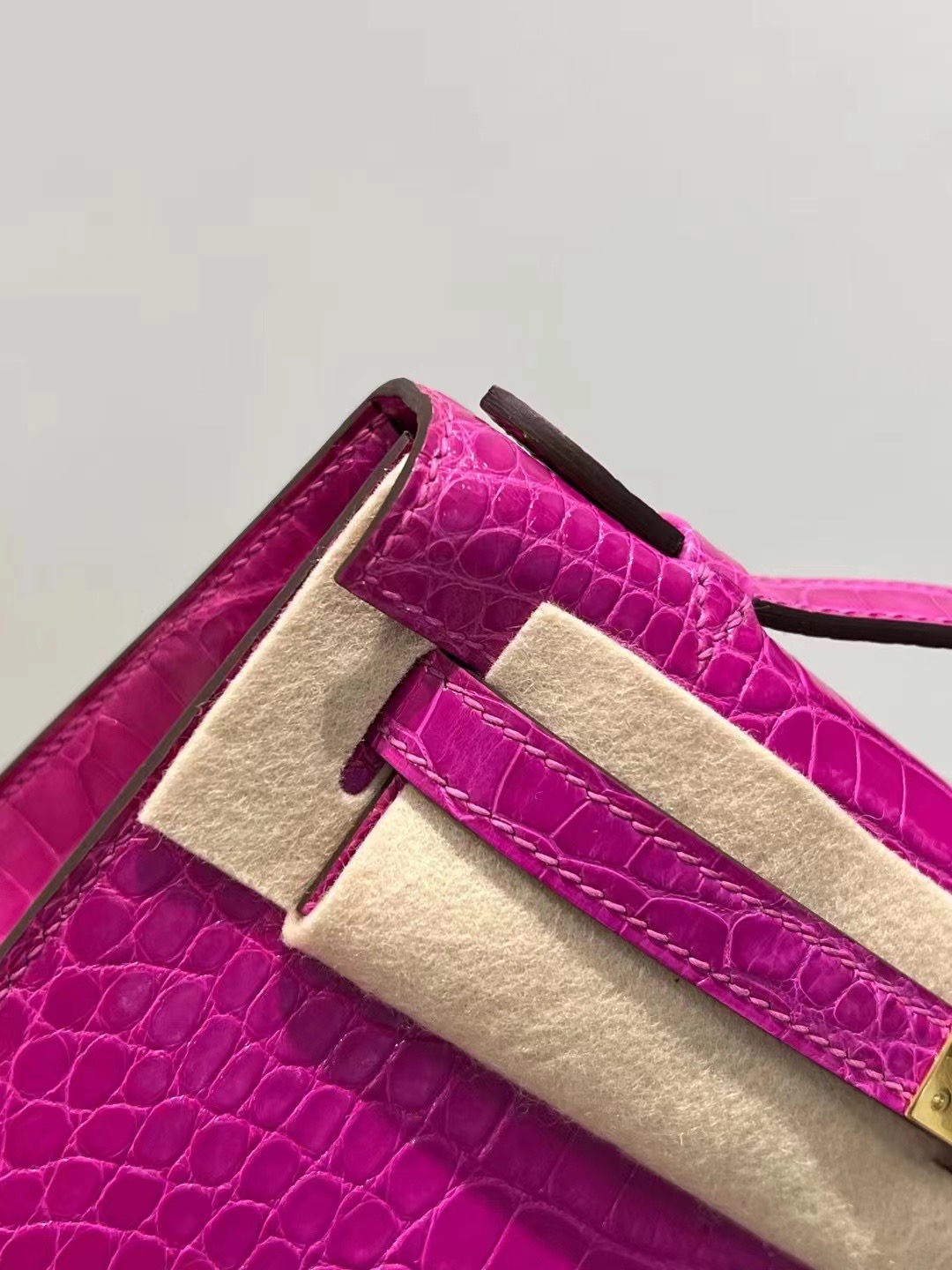 HM MiniKL Pochette 22cm J5 Rose Sheheraradez 亮面美洲鳄鱼