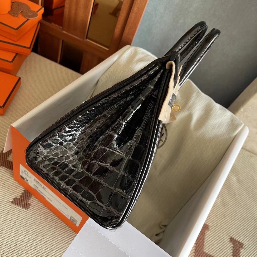 Saudi Arabia Dammam HM BK 25cm 89 Noir Shiny alligator crocodile