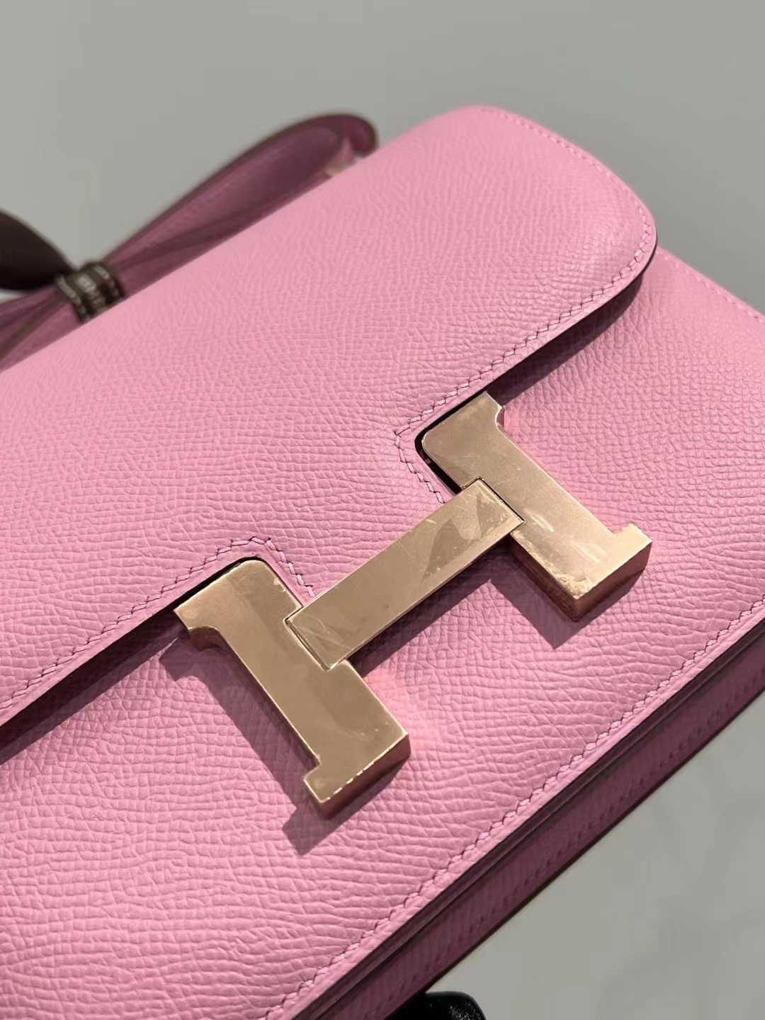 Vancouver Canada Hermès Constance 18 GHW Epsom X9 mauve sylvestre