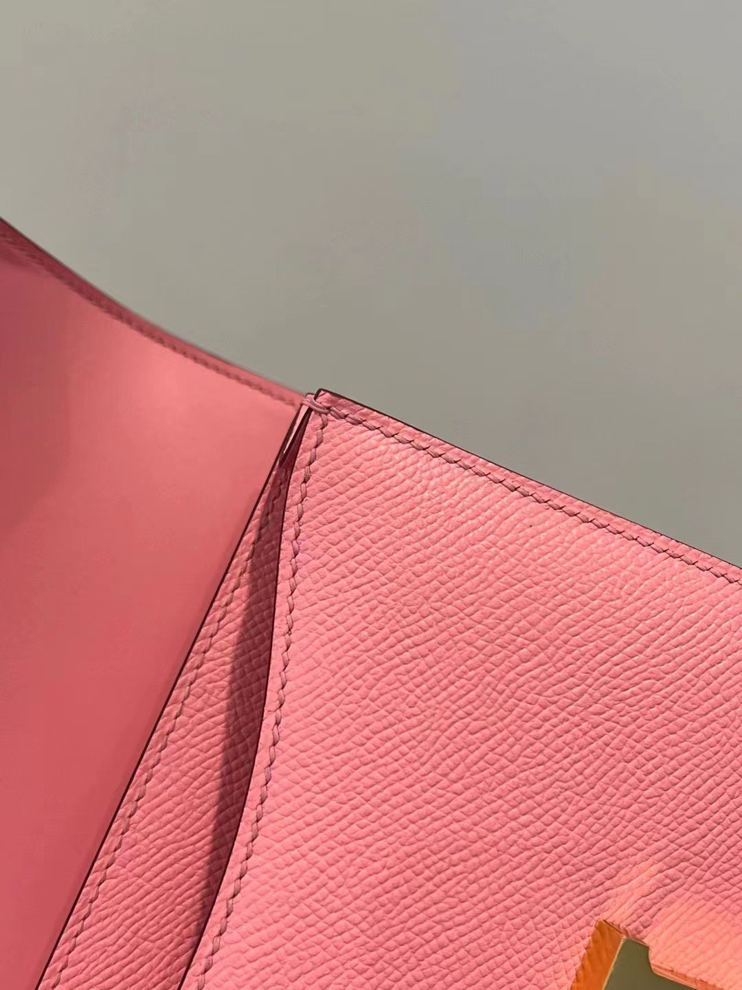 Qatar Doha Hermès Constance 24cm Epsom 1Q Rose Confetti GHW