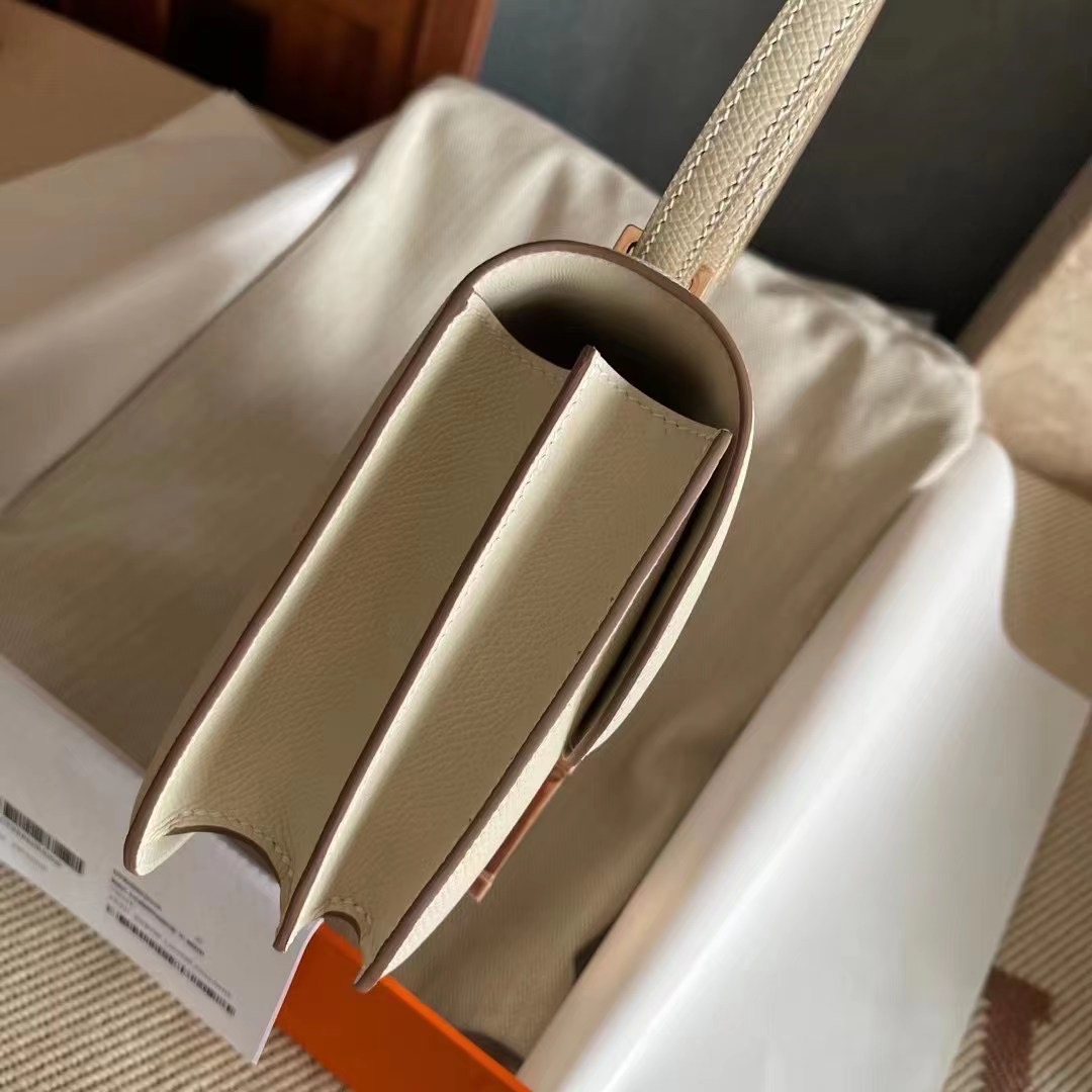 constance 19 epsom 10 craie 奶昔白 金