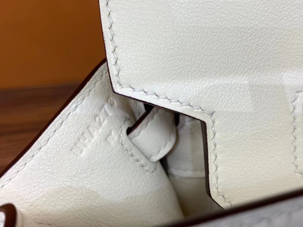 VIP一级品： BK 25cm swift  8L 冰川白/银扣 手工缝制 臻品鉴赏