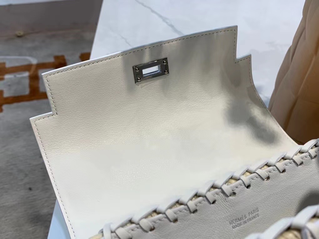 VIP一级品 hm minikl picnic野餐包   🤍01白色（swift皮） mini2代的经典著作