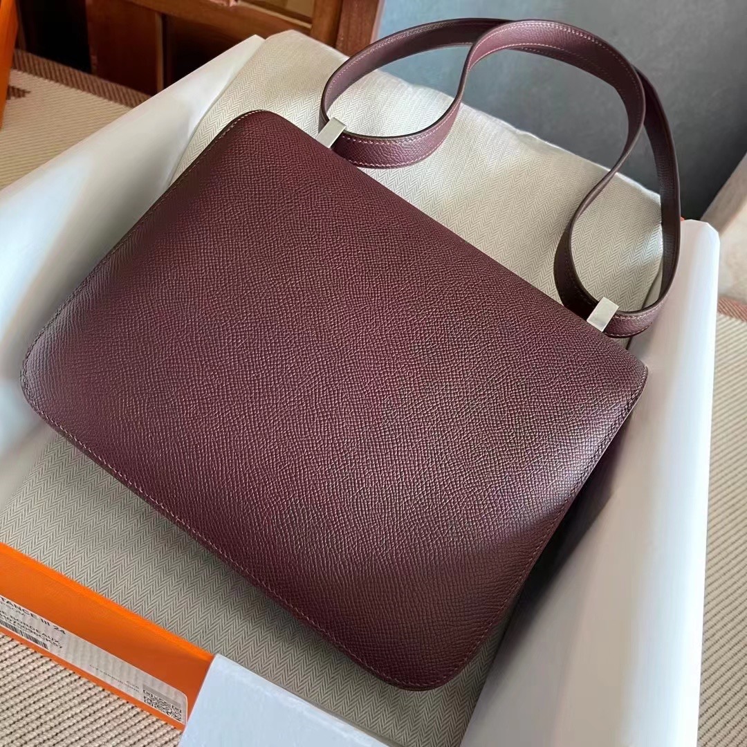 constance 24cm epsom 55 rouge h 爱马仕红  银