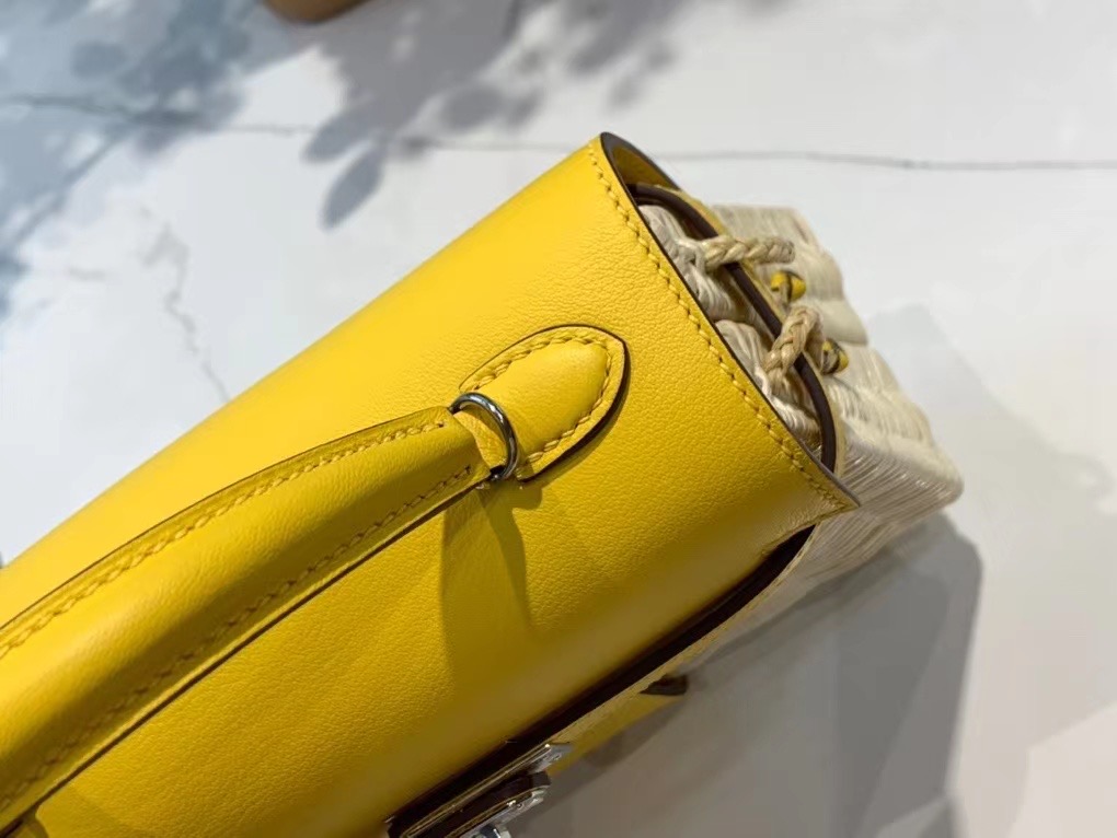 VIP一级品 hm minikl picnic野餐包   💛9O jaune de naples 那不勒斯黄（swift皮） mini2代的经典著作