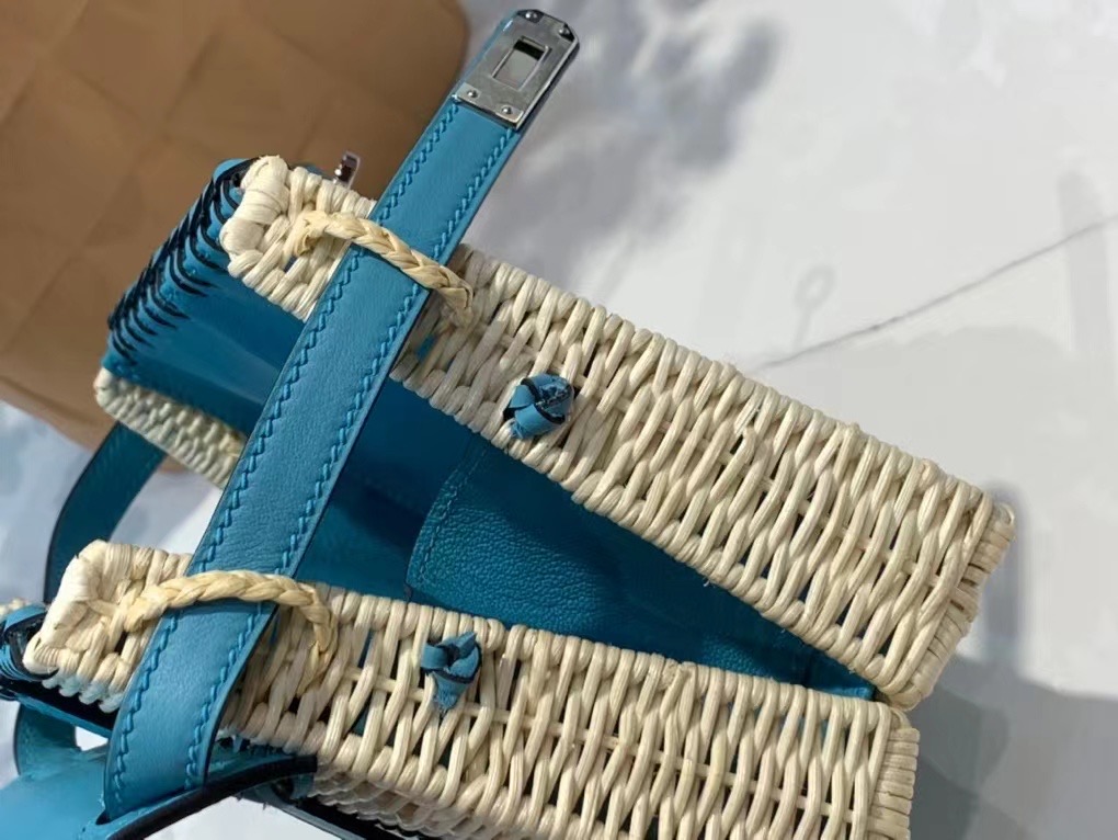 VIP一级品 hm minikl picnic野餐包   P3 北方蓝（swift皮） mini2代的经典著作