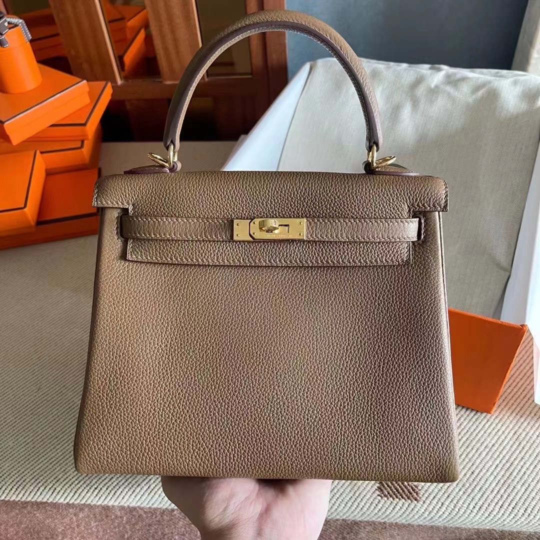 Hong Kong Hernes KL 25cm togo  3G Alezan 栗子色  金