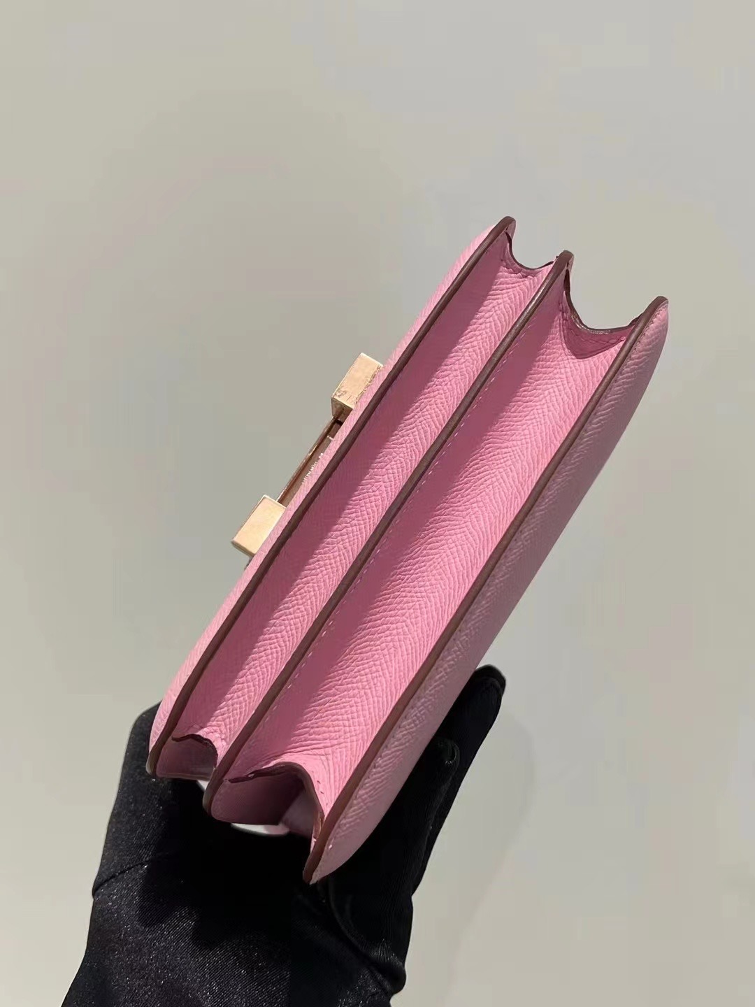 Vancouver Canada Hermès Constance 18 GHW Epsom X9 mauve sylvestre