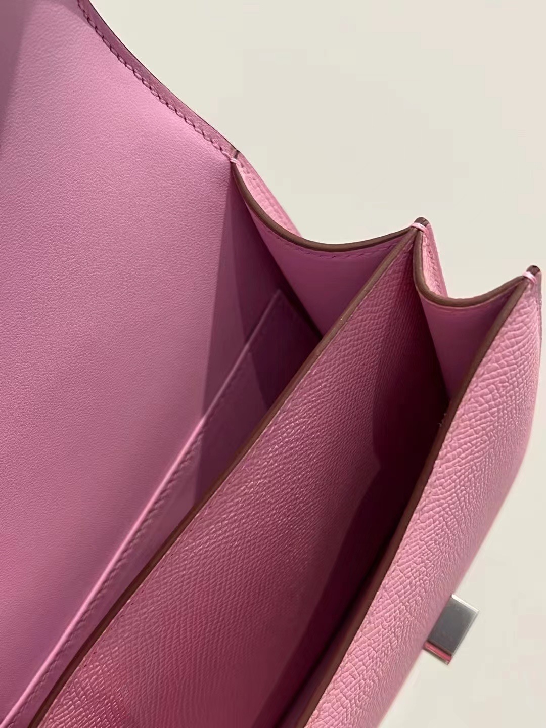 Vancouver Canada Hermès Constance 18 PHW Epsom X9 mauve sylvestr