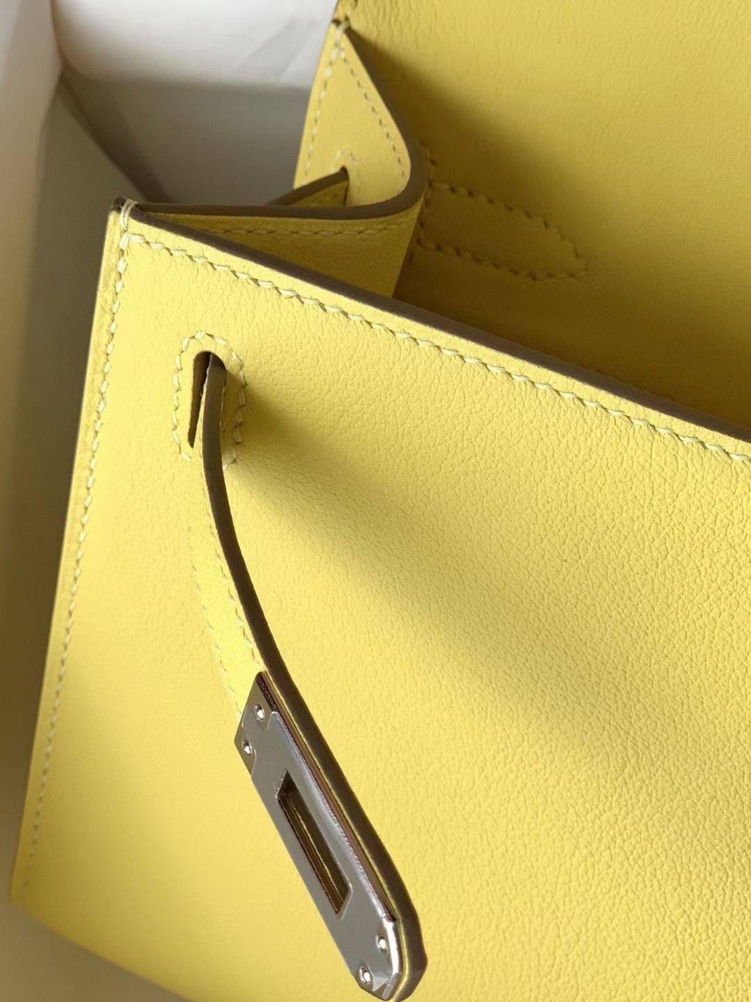 Montreal Canada Hermès Pochette Swift 9R Lime Silver Hardware