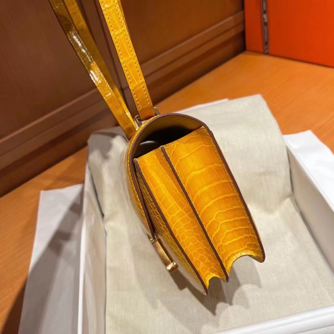 United Arab Emirates HM Constance Mini Alligator 9D Jaune Amber 琥珀黄