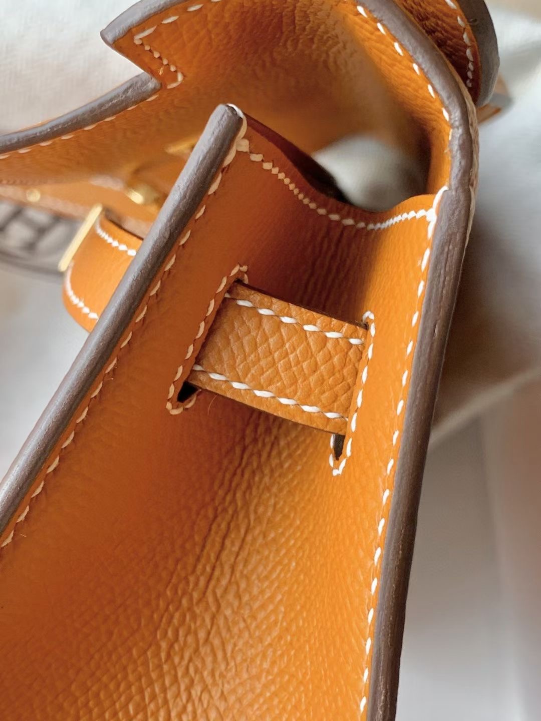 Canada Ottawa Hermès KL Pochette Epsom 37 Gold 89 Noir