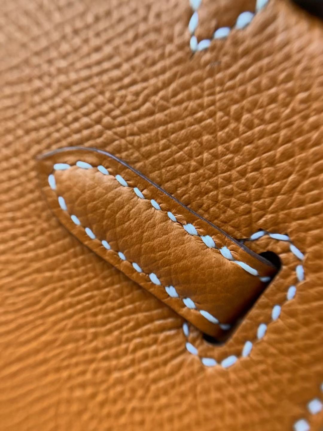 Canada Ottawa Hermès KL Pochette Epsom 37 Gold 89 Noir