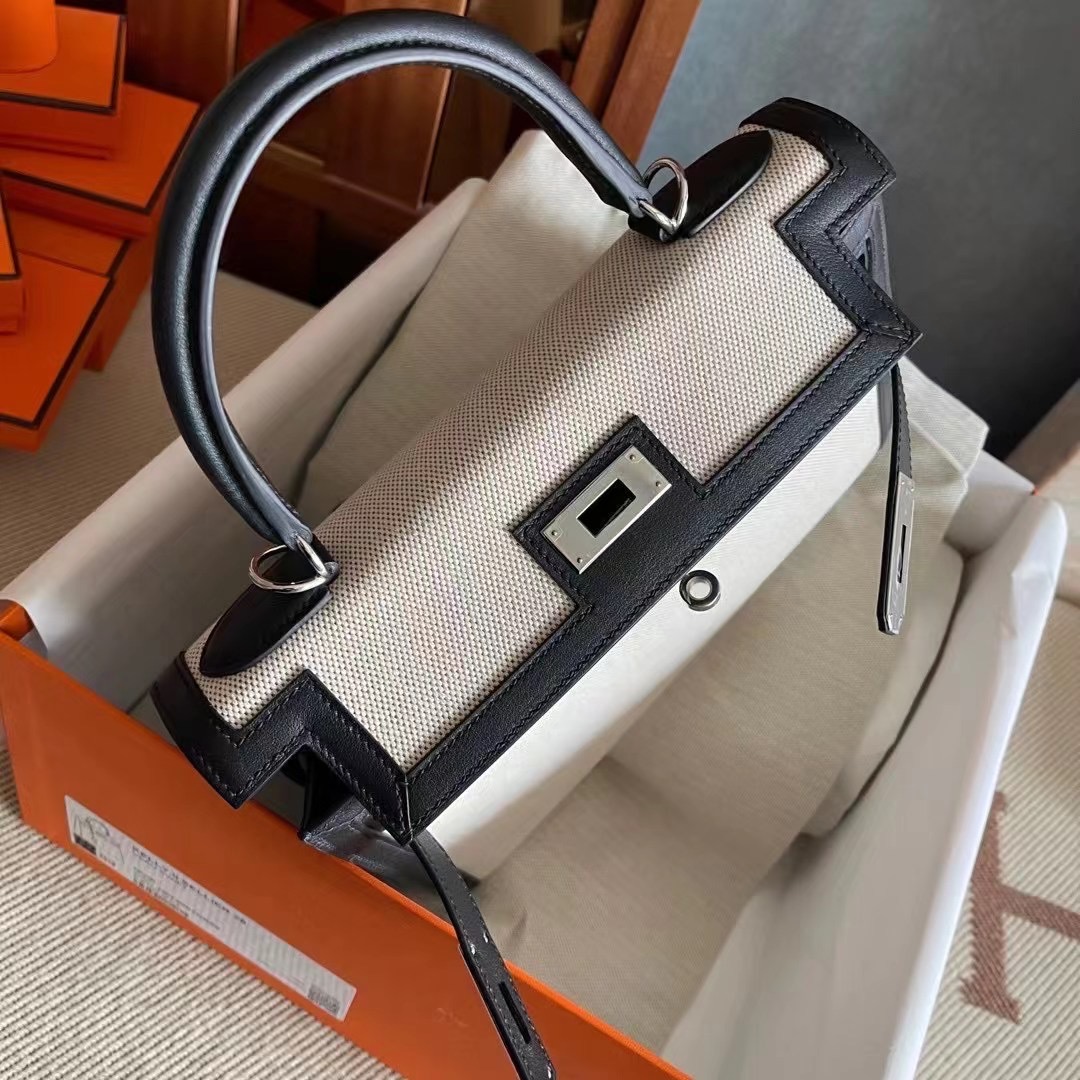 KL 28 canvas with swift black silver