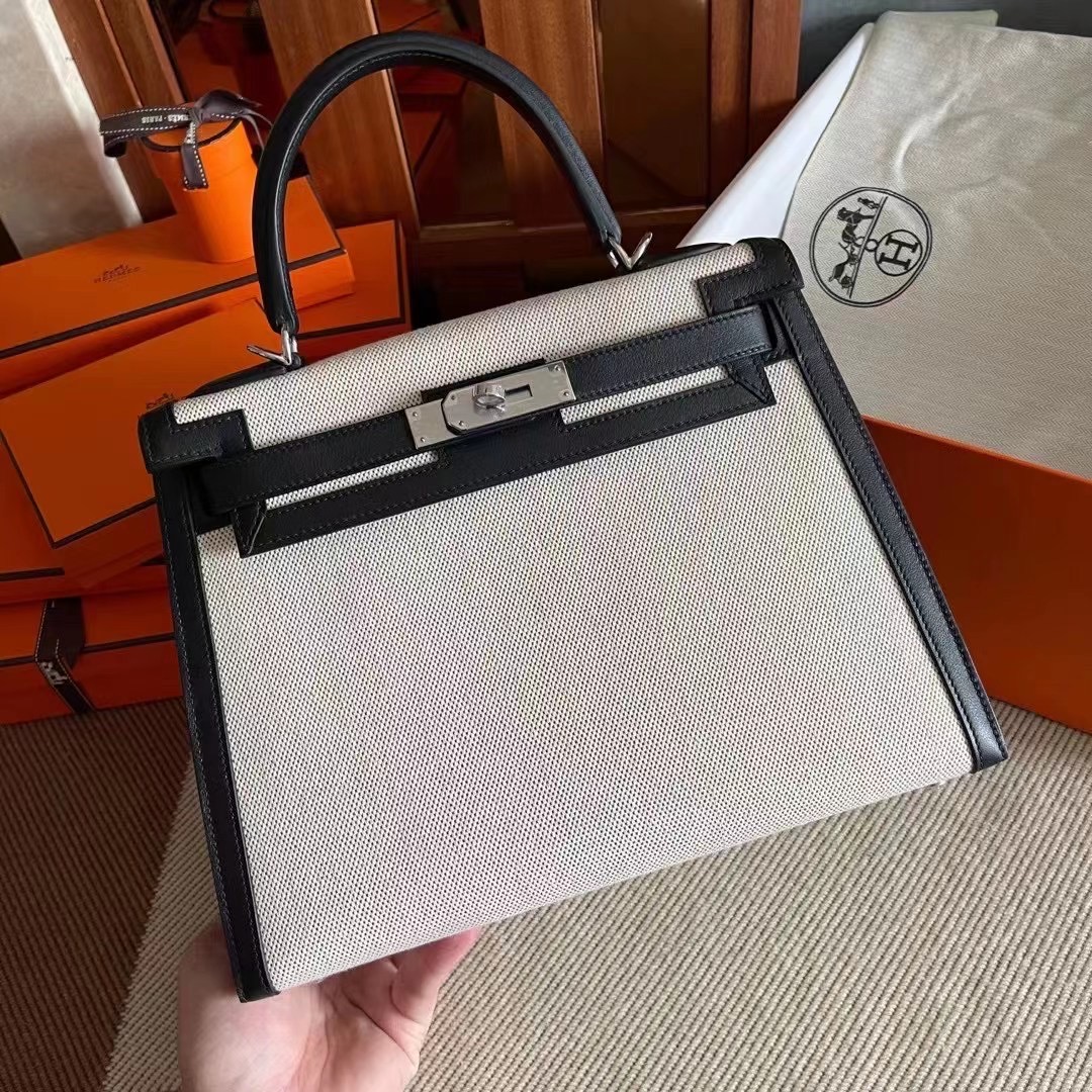 KL 28 canvas with swift black silver
