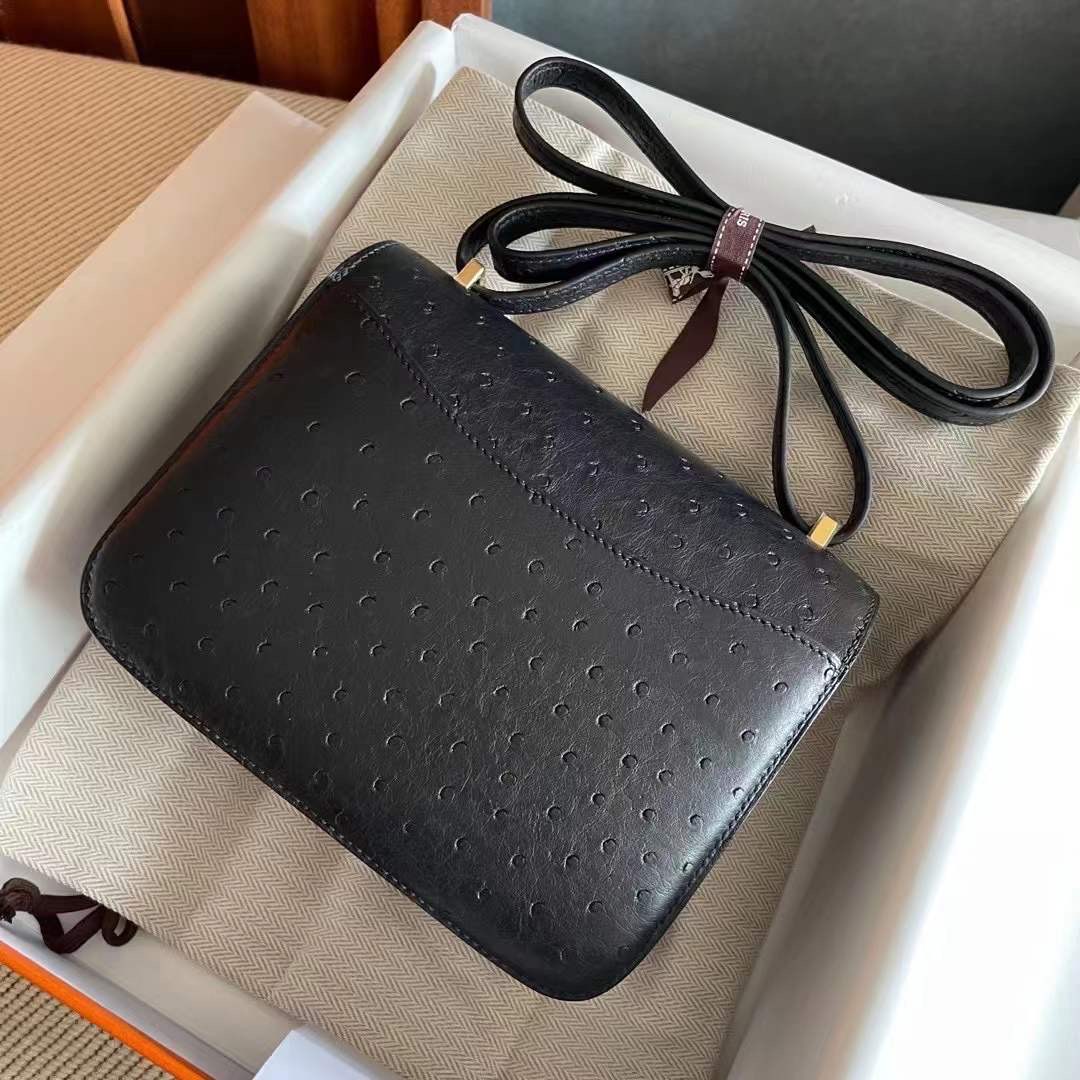 Kuwait hm constance 19 ostrich leather 89 noir
