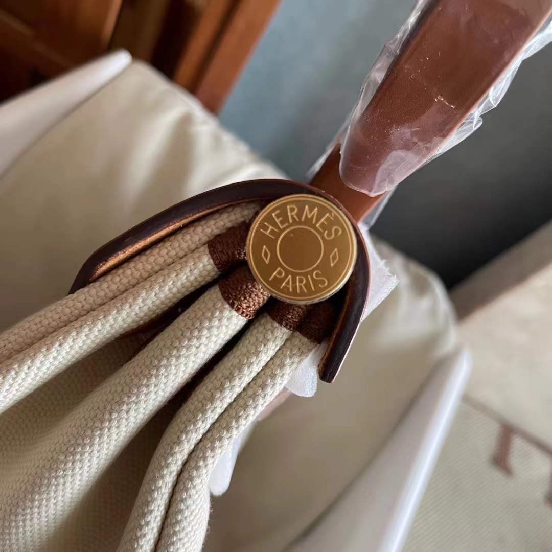Herbag 31 风衣灰拼咖色  金扣