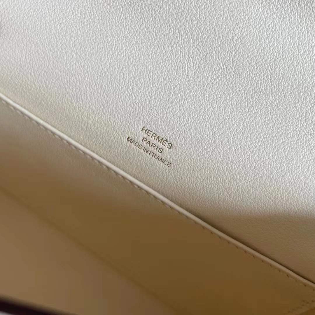 KL pochette swift i2 nata 奶油白  金