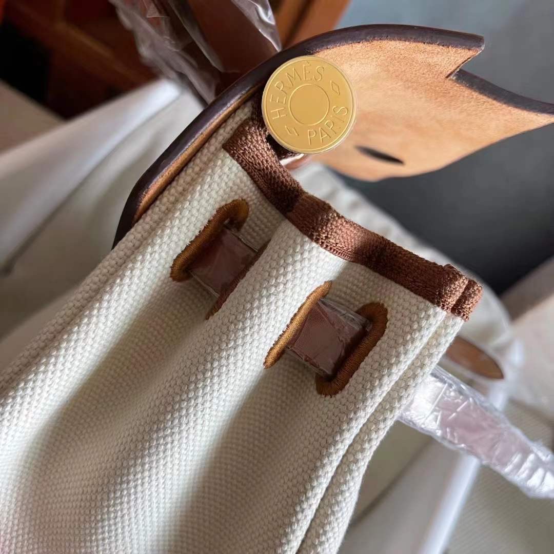 Herbag 31 风衣灰拼咖色  金扣