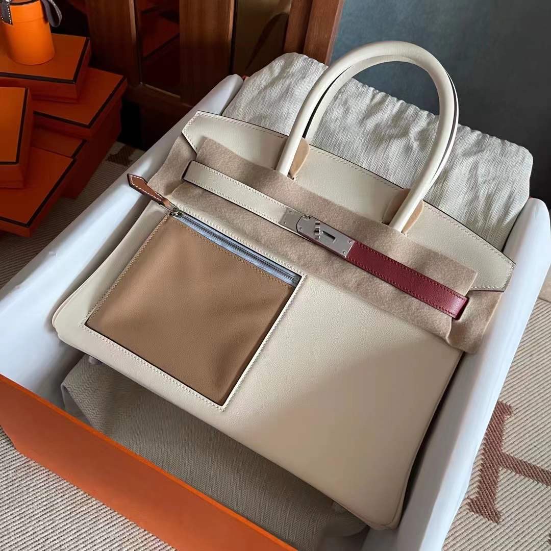 BK colormatic  经典的bk 包加入了colormatic 拼色元素，包身选用swift 皮，不规则多功能口袋，撞色设计很艺术，使之更特别