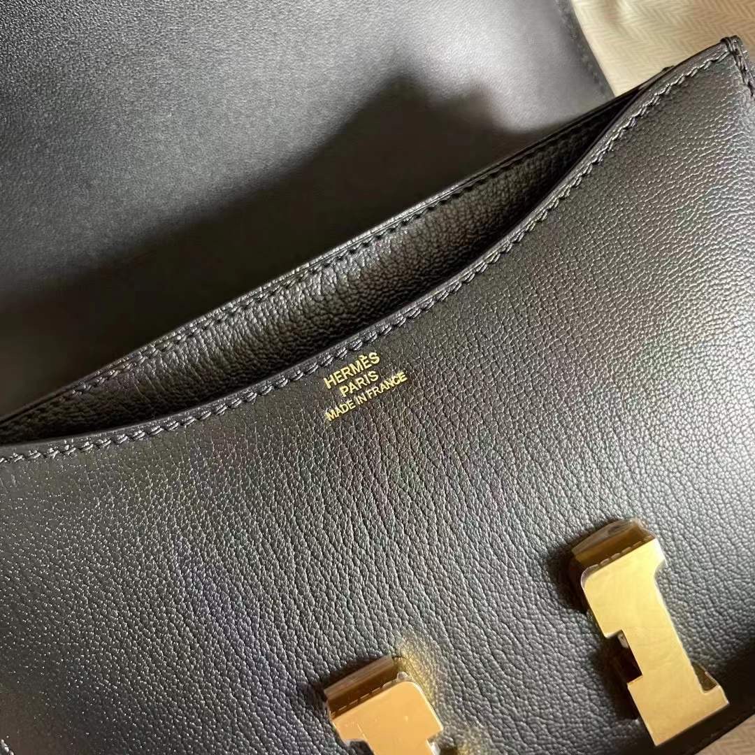 constance 19 山羊皮 Chevre 89 Noir 黑金