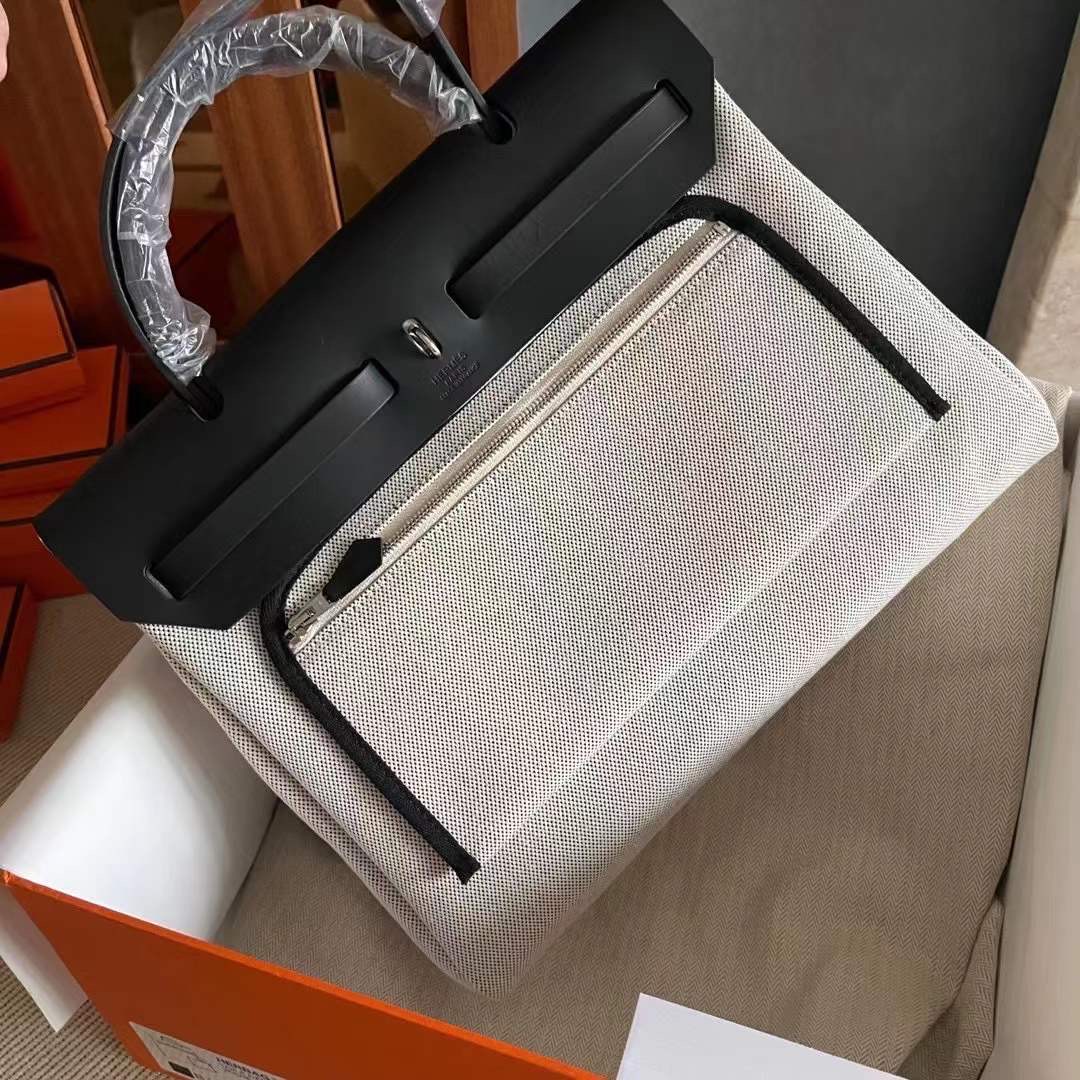 Herbag  31 飞马
