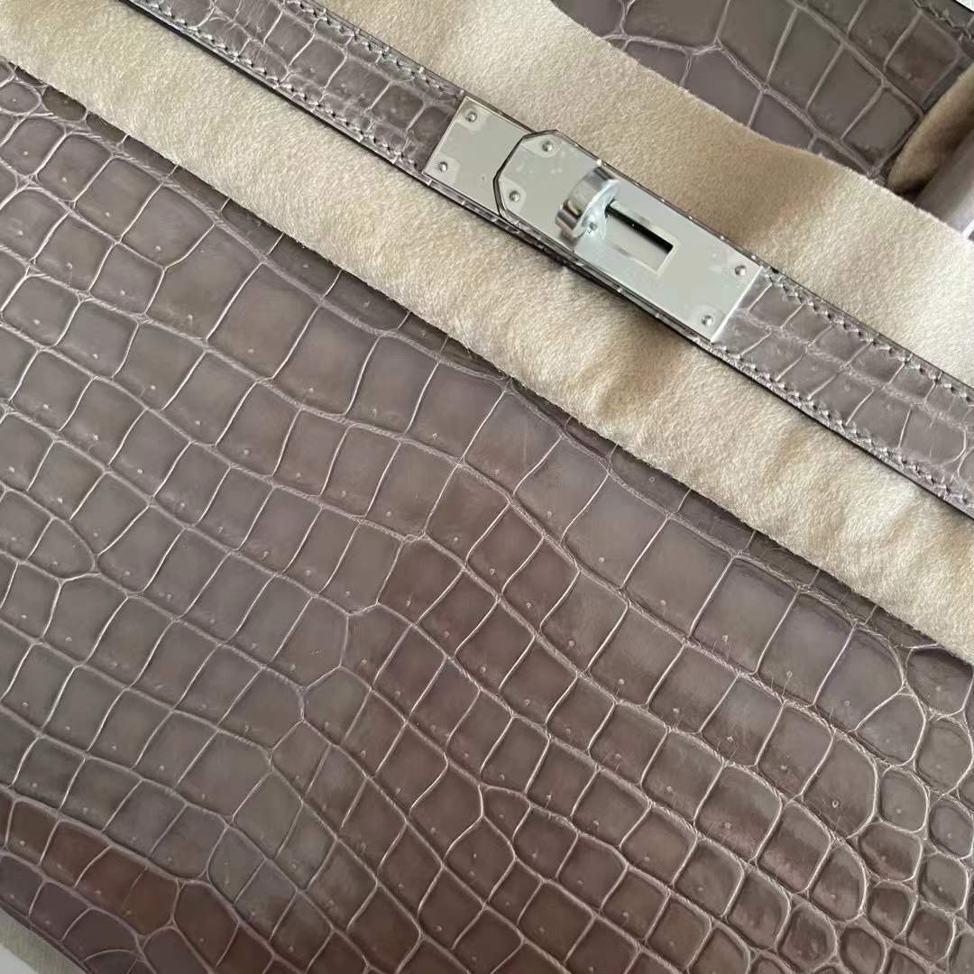 United Arab Emirates HM BK 30cm CC81 Gris Tourterelle Shiny Porosus Crocodile 供珠