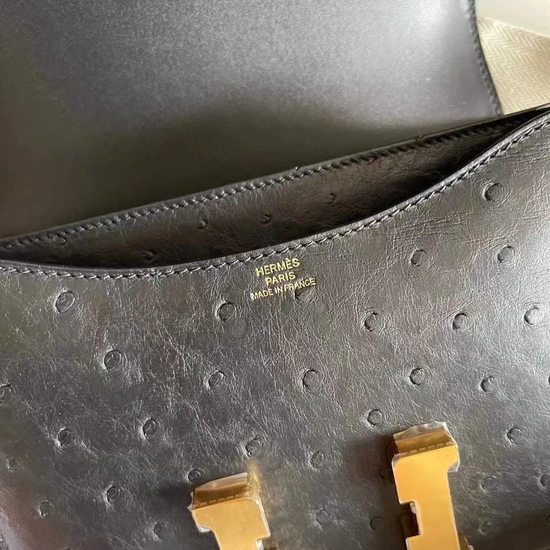 Kuwait hm constance 19 ostrich leather 89 noir