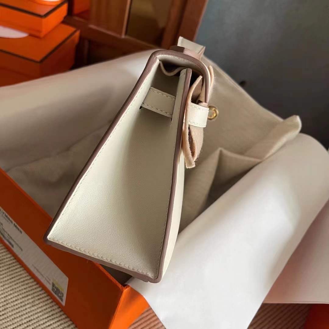 UAE HM KL pochette swift Craie CK10奶昔白  Gold HW金