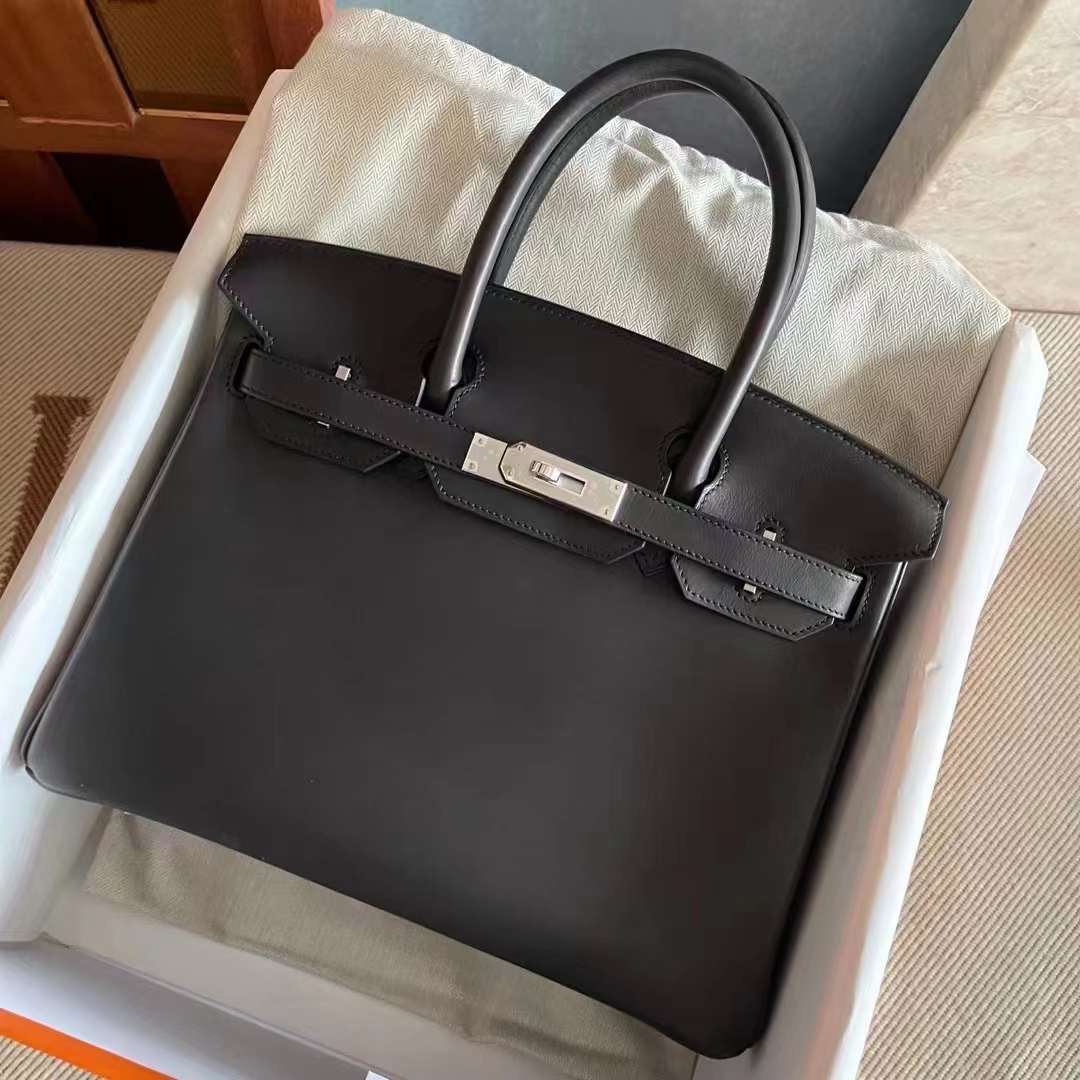 HM BK 30cm 89 Noir Swift