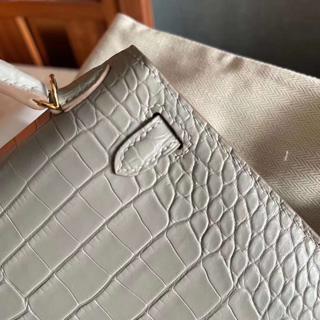 HM KL Mini2 19cm 雾面方块 美洲鳄鱼Matte Alligator Crocodile CK80 Griss perle 珍珠灰 全手工蜜蜡线缝制