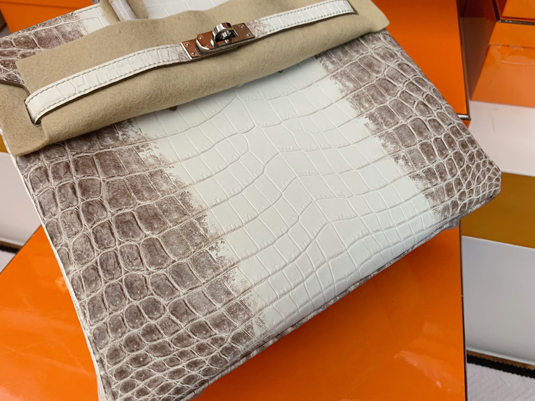 皇后级 BK 25cm Crocodile leather 铂金包 01喜马拉雅白 himalaya 雾面尼罗鳄鱼 两点 银扣 还自带气孔 可遇不可求 [得意]