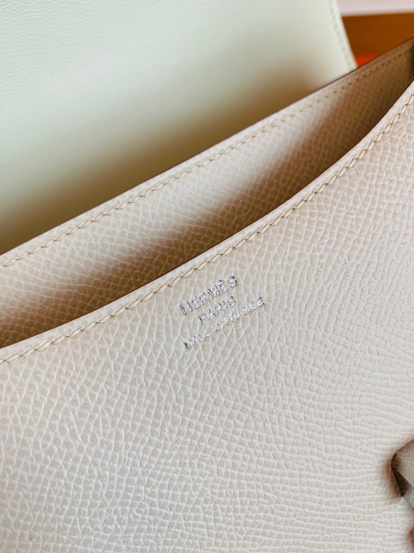 VIP一级品 constance 19cm Epsom 皮 Craie 10 奶昔白/银扣 手工缝制 臻品鉴赏