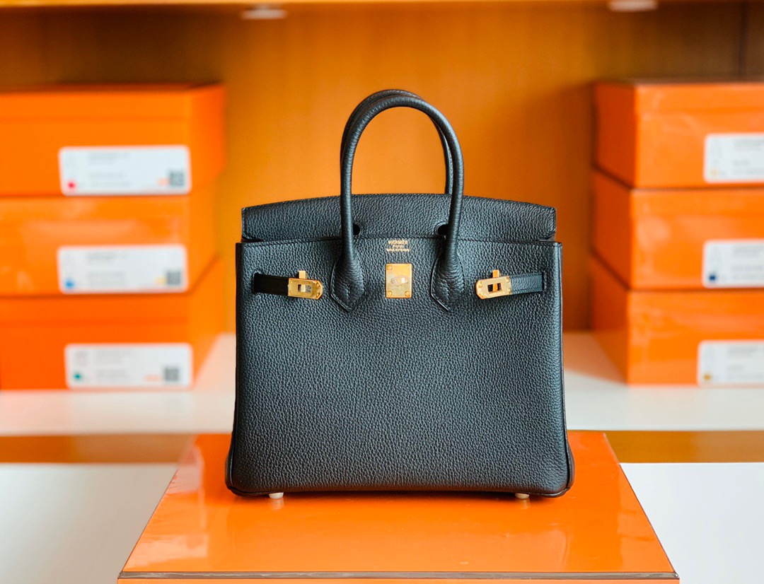 Expo 2020 Dubai HM BK 25cm togo 89 Noir Gold hardware